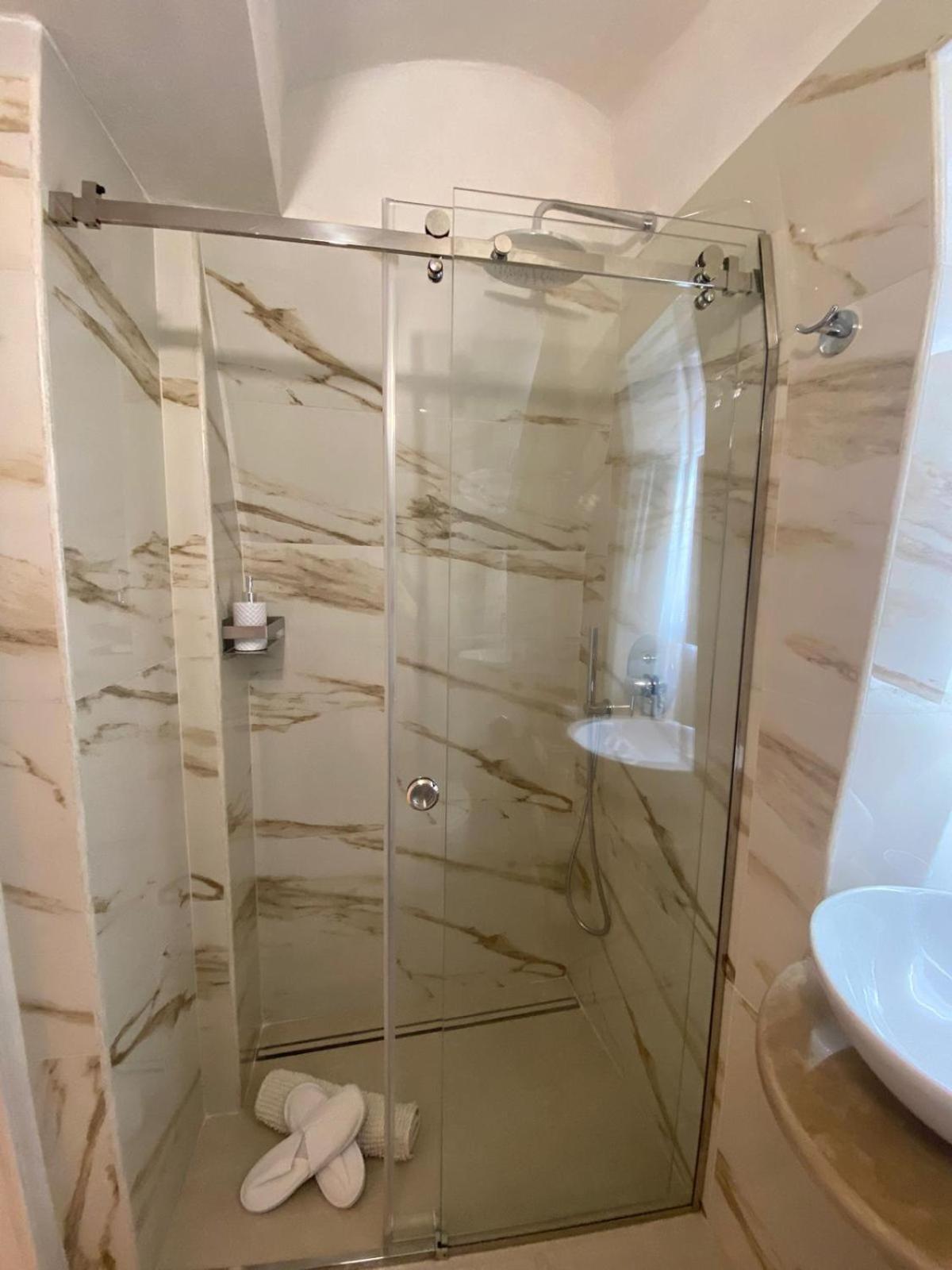 Eureka Luxury Room Остуні Екстер'єр фото